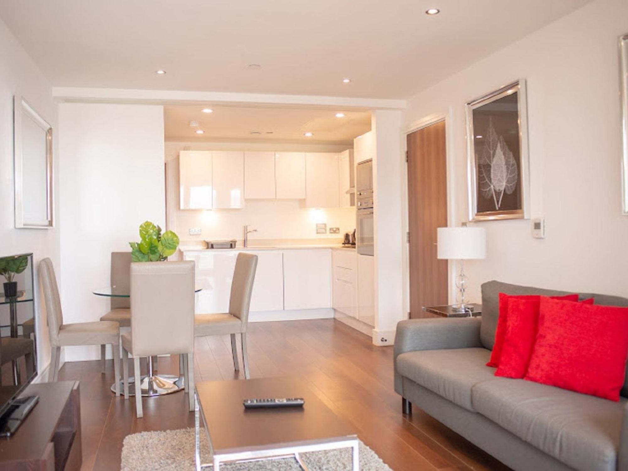 Lincoln Plaza By Interhome Londen