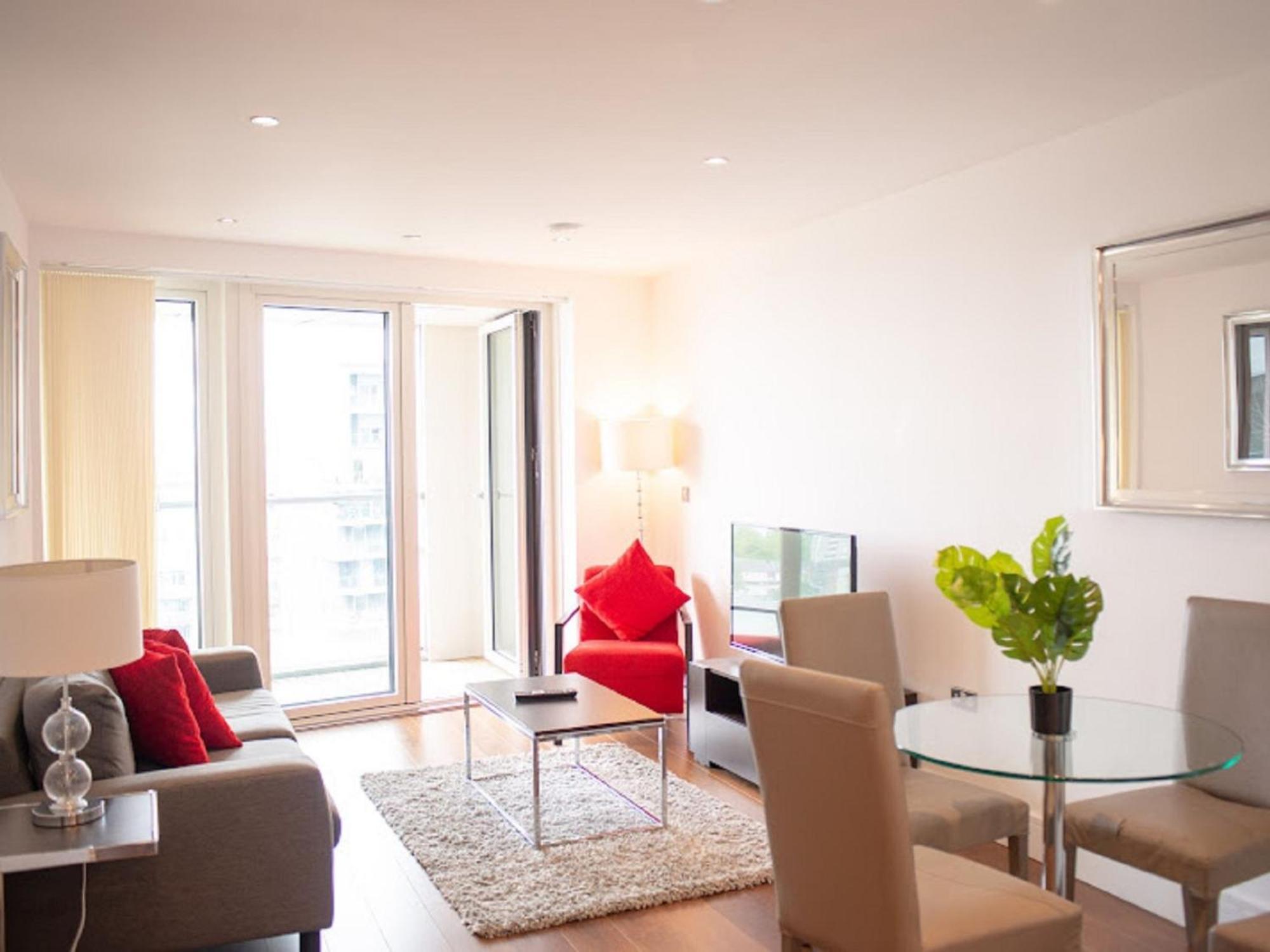Lincoln Plaza By Interhome Londen